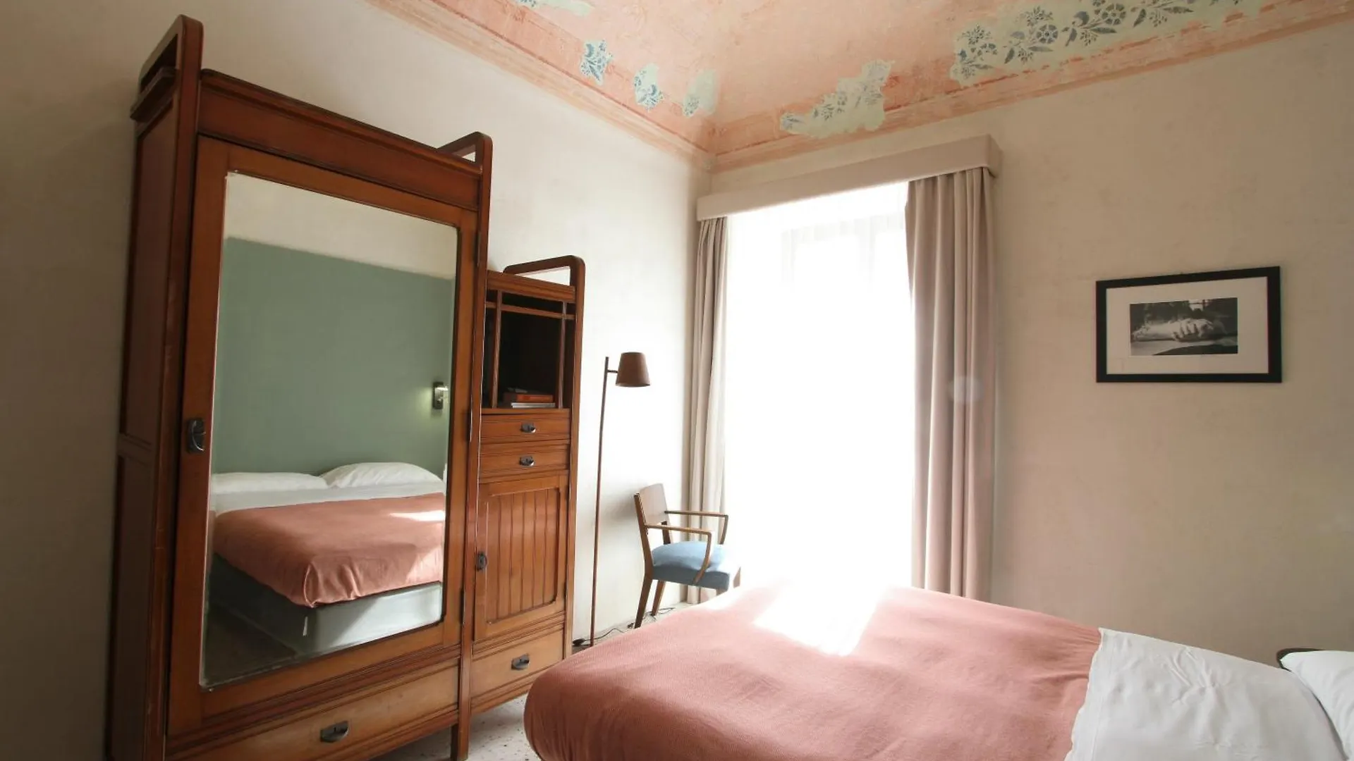 Tre Vie Apartment 80 Catania 0*,  Italy